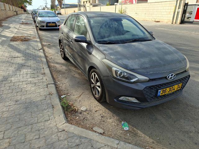 מודעת רכב יונדאי i20
