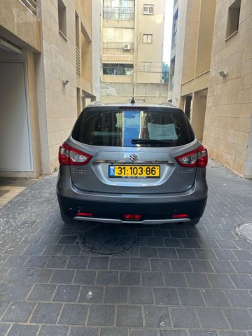 סוזוקי קרוסאובר