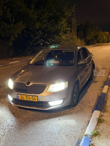סקודה אוקטביה