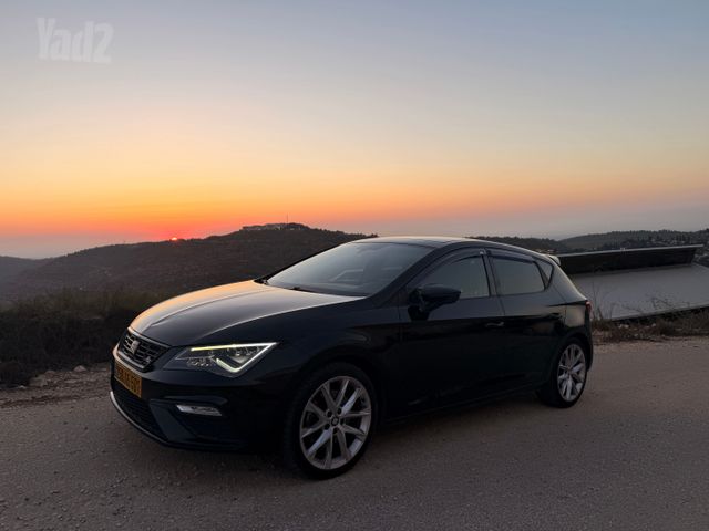 מודעת רכב סיאט לאון