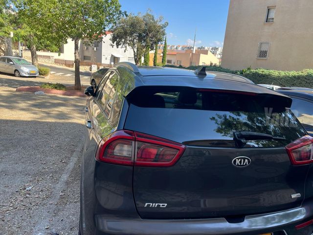 קיה נירו