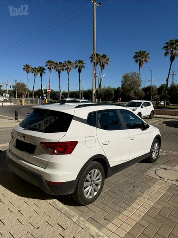 סיאט ארונה
