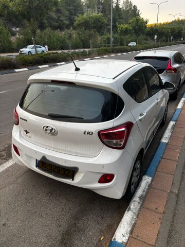 יונדאי i10