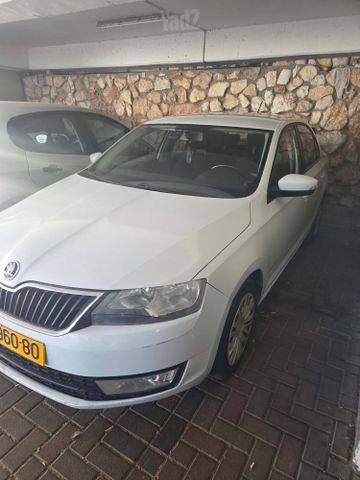 סקודה ראפיד