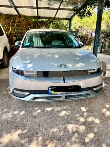 יונדאי איוניק 5