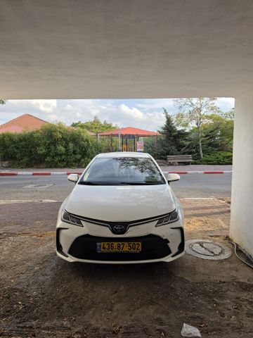טויוטה קורולה