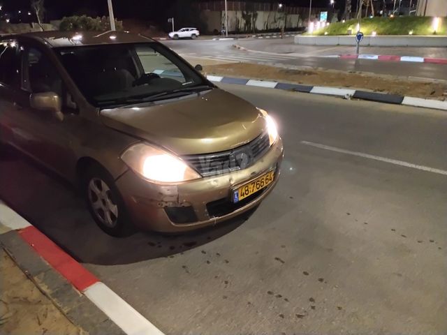 ניסאן טידה