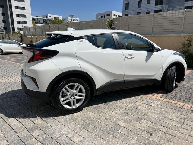 טויוטה C-HR