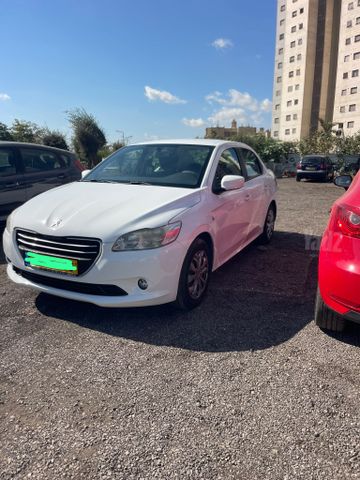 פיג'ו 301