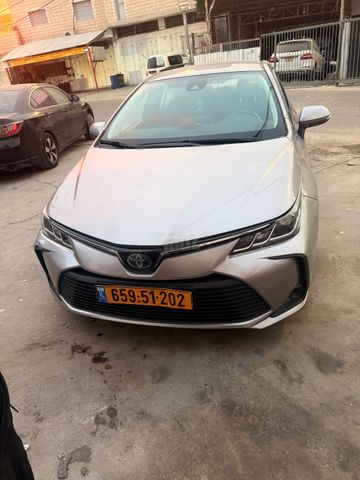 טויוטה קורולה