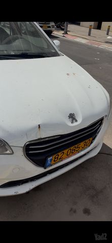 פיג'ו 301