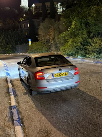 סקודה אוקטביה