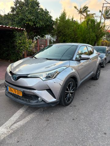 טויוטה C-HR