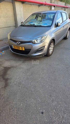 יונדאי i20