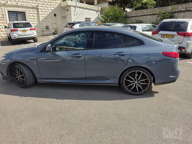 מודעת רכב ב מ וו סדרה 2
