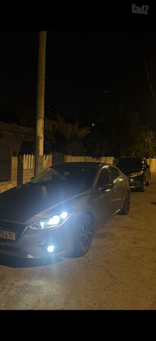 מאזדה 3