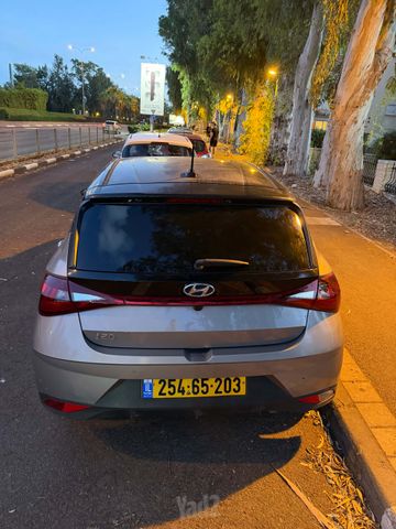 יונדאי i20