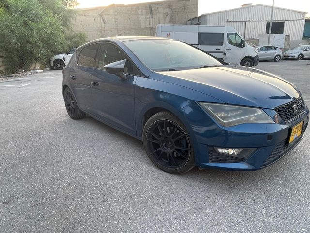 סיאט לאון