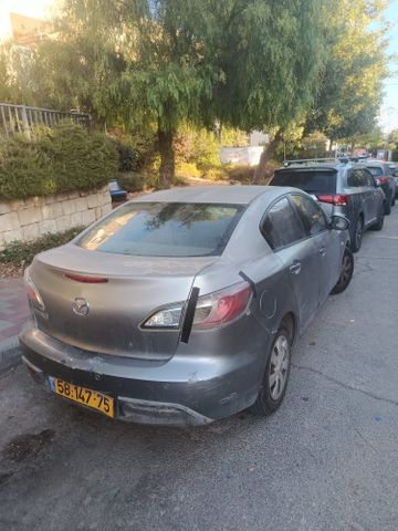 מאזדה 3
