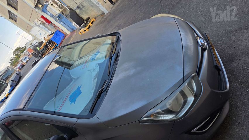 יונדאי i20
