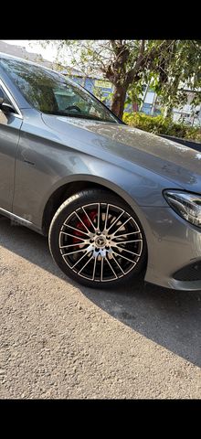 מרצדס-בנץ E-class