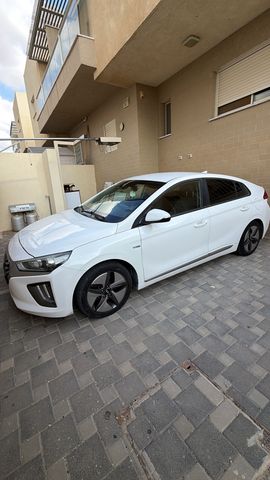 יונדאי איוניק