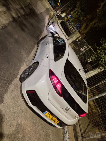 יונדאי איוניק