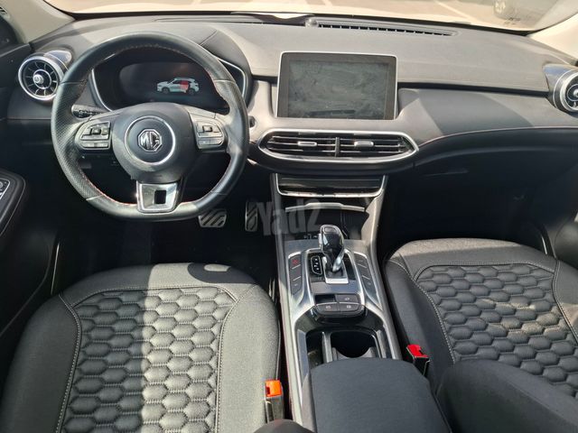 אם ג'י EHS PHEV