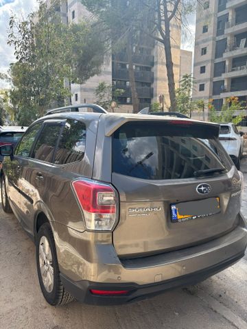 סובארו פורסטר