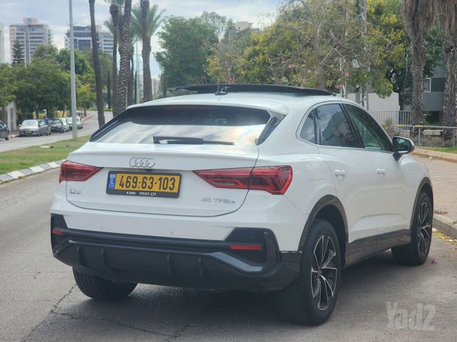 אאודי Q3