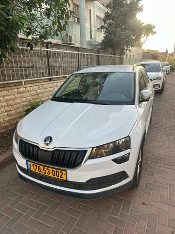 מודעת רכב סקודה קארוק
