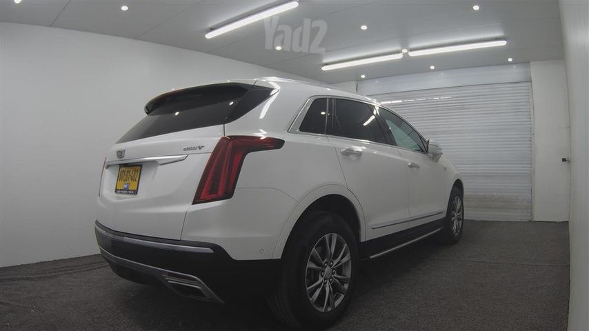 קאדילק XT5