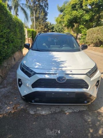 טויוטה RAV4