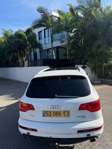 אאודי Q7