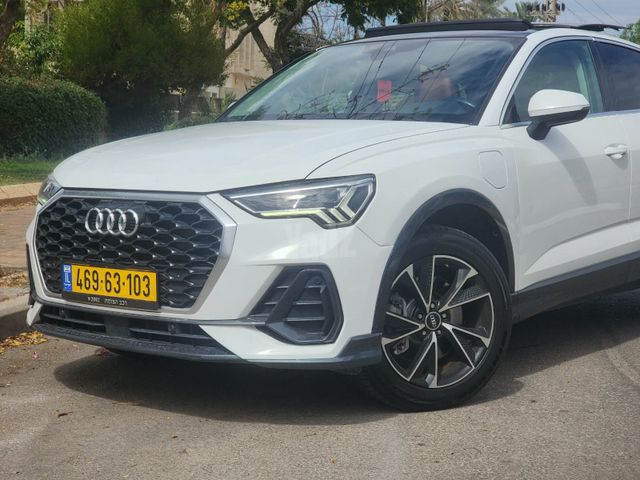 אאודי Q3