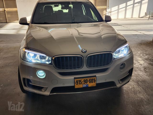 ב מ וו X5