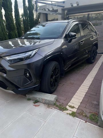 טויוטה RAV4