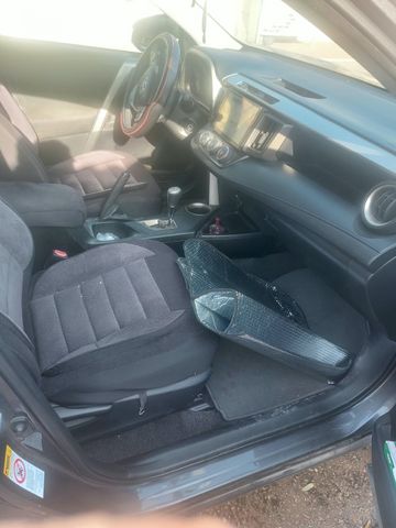 טויוטה RAV4