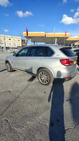 ב מ וו X5