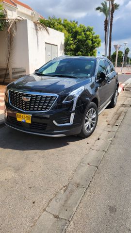 קאדילק XT5