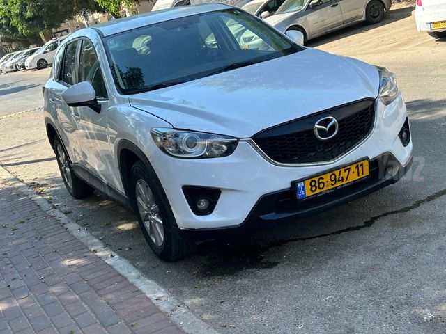 מודעת רכב מאזדה CX-5