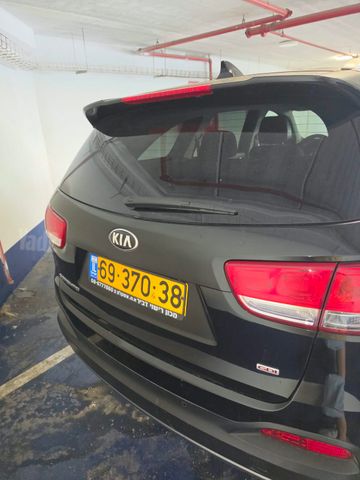 קיה סורנטו