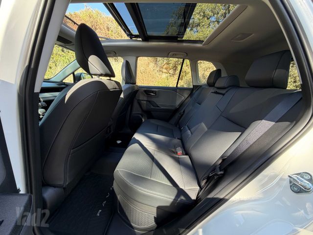 טויוטה RAV4