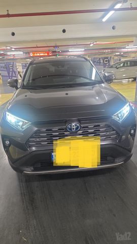 טויוטה RAV4