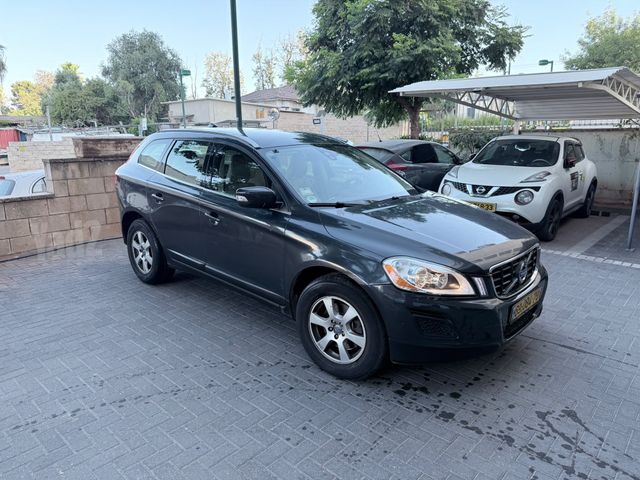 וולוו XC60