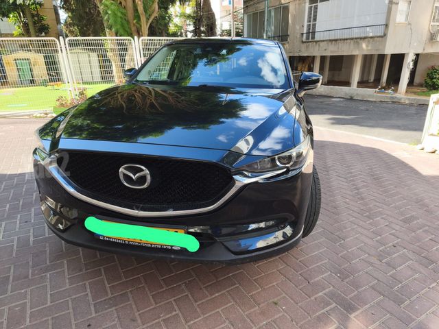 מודעת רכב מאזדה CX-5
