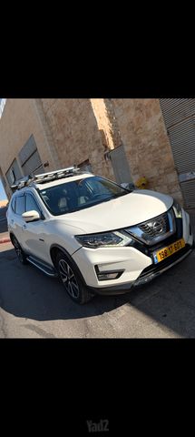 ניסאן אקס טרייל