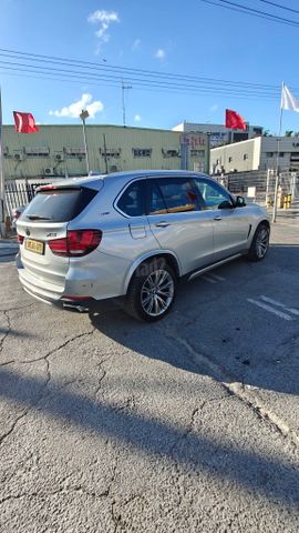 ב מ וו X5