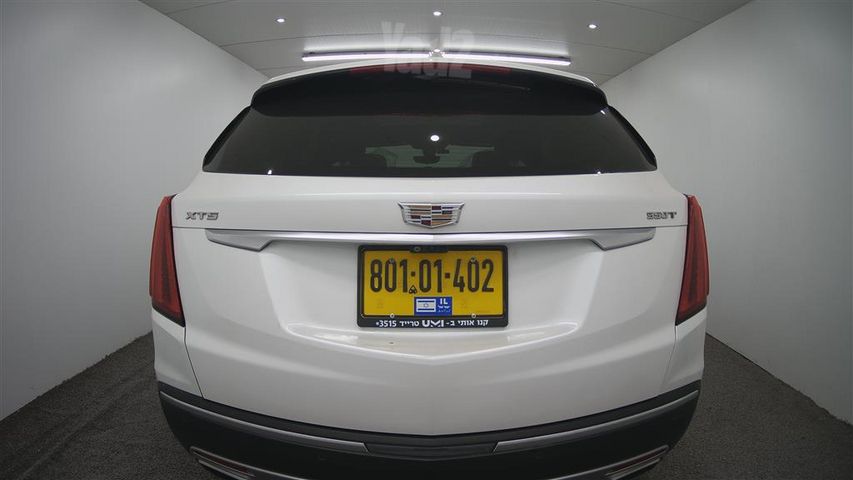קאדילק XT5