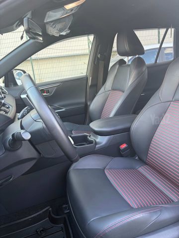 טויוטה RAV4